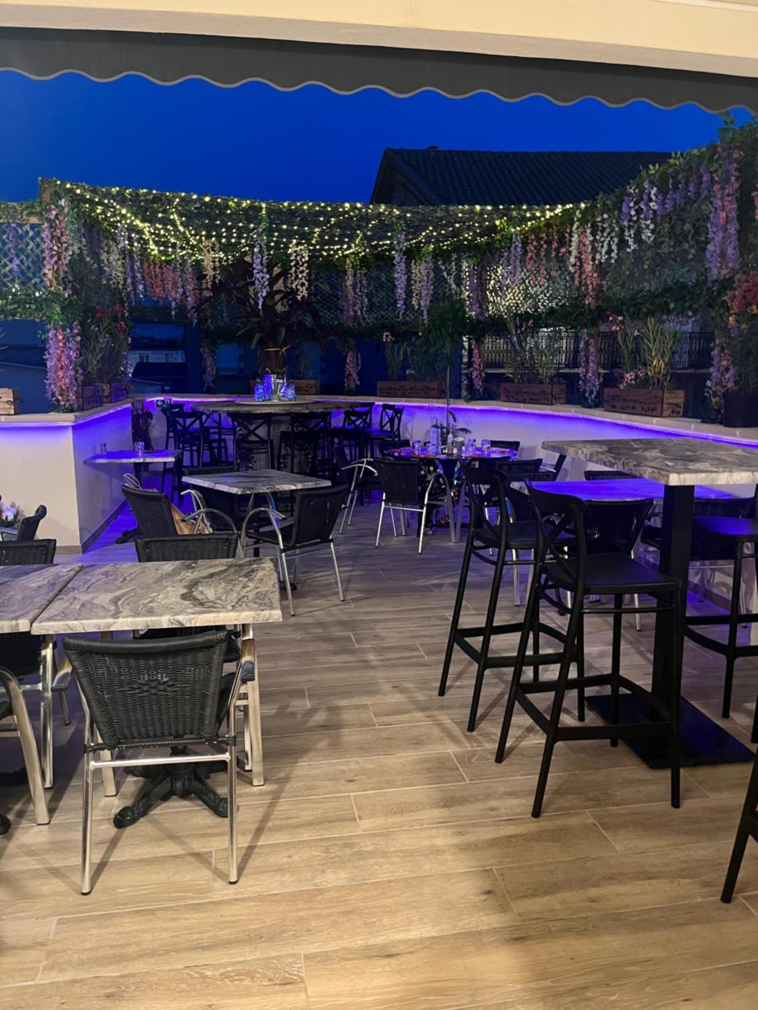 Appart Hotel Les Fleurs 阿莱斯 外观 照片